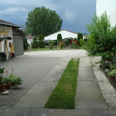 Maison d'hôtes Hugi Panzio *