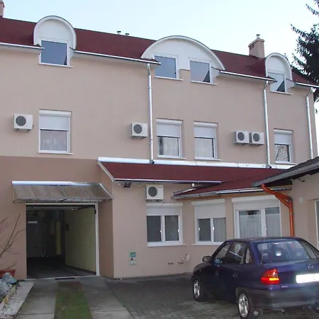Hugi Panzio Maison d'hôtes Nagykanizsa